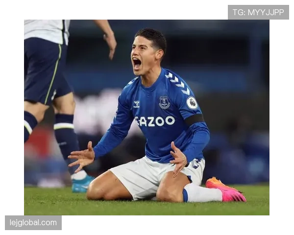 沃特金斯与凯恩的战术角色差异如何影响各自的终结效率？
